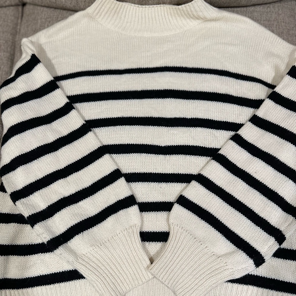 SHEIN Bundle Sized Small Great Condition - image 3